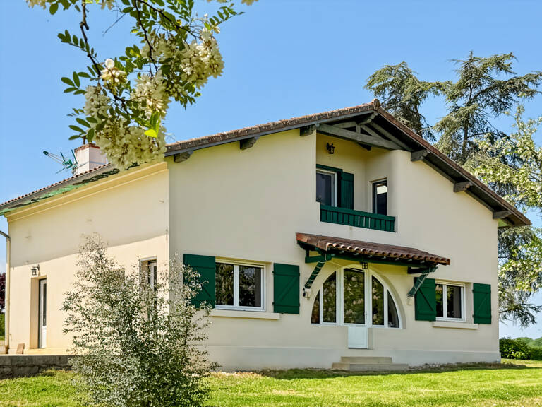 Maison à vendre 7 pièces LUPIAC (32) - 148 m2 - Terrain 4884 m2 — photo 1