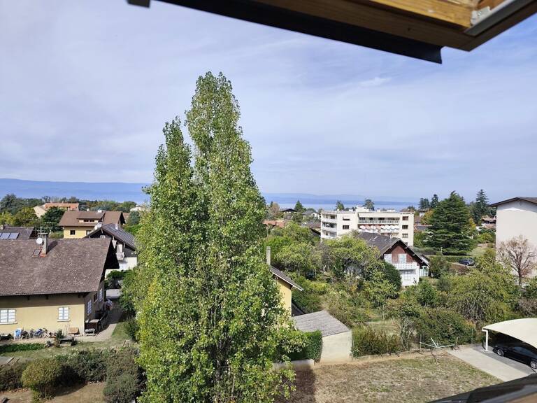 Appartement en attique 2 pièces THONON LES BAINS (74) — photo 1