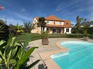 SAINT PRYVE SAINT MESMIN, maison a vendre, piscine et jardin — photo 3