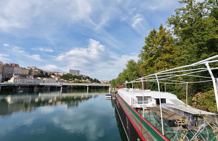 LYON 6 – QUAI DE SERBIE – PÉNICHE 160 M² À RÉNOVER ENTIÈREMENT — photo 4