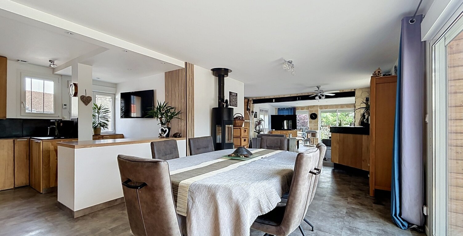 ST MARS D'OUTILLE (72), Maison traditionnelle à vendre en parfait état, 3 chambres, jardin et garage — photo 1