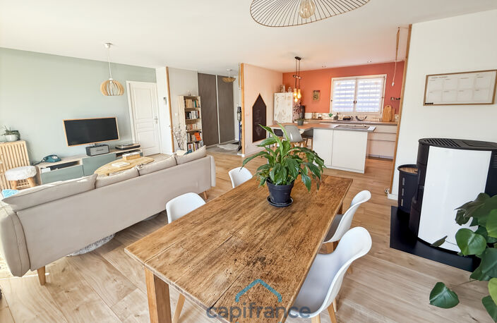 Dpt Landes (40), à vendre CAZERES SUR L'ADOUR Maison contemporaine T4 de 88 m² habitables en plain pied + garage de 20 m² sur 630 m² de terrain, au calme — photo 2