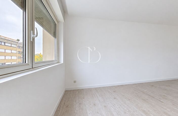 Appartement à vendre 2 pièces ANNEMASSE (74) — photo 3
