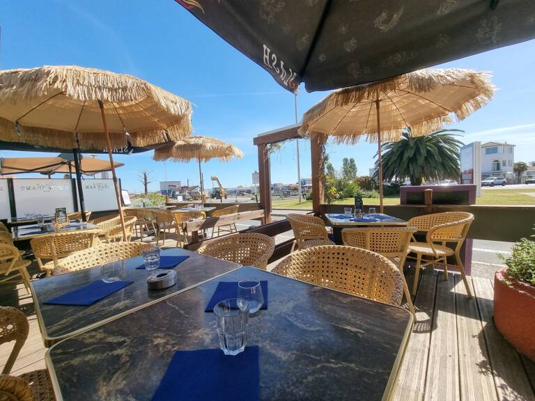 ÎLE D’OLÉRON – SAINT-TROJAN-LES-BAINS  RESTAURANT TRADITIONNEL — photo 1