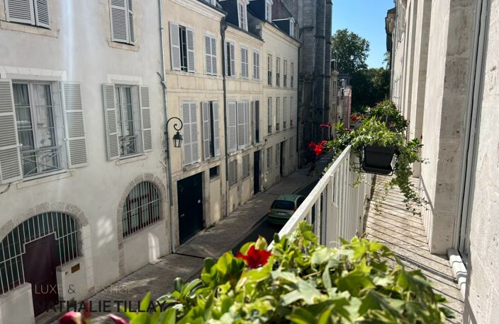 Orleans HYPER CENTRE,  appartement somptueux  de 175 m²  à vendre, dans hotel particulier — photo 3