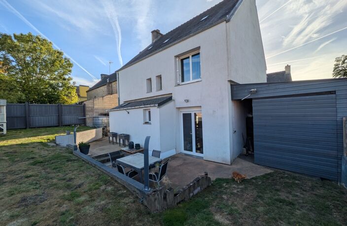 BERNE JOLIE MAISON DE 5 PIÈCES EN BON ETAT GENERAL DE 130 m² ENVIRON DEUX GARAGES PARCELLE CLÔTURÉE DE 277m² — photo 2