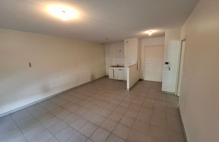 T2 de 45 m² à Oullins-Pierre-Bénite au prix de vente de 99 500 € — photo 2