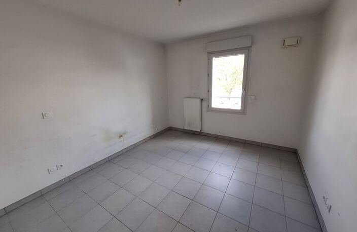 T2 de 45 m² à Oullins-Pierre-Bénite au prix de vente de 99 500 € — photo 3