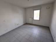 T2 de 45 m² à Oullins-Pierre-Bénite au prix de vente de 99 500 € — photo 3