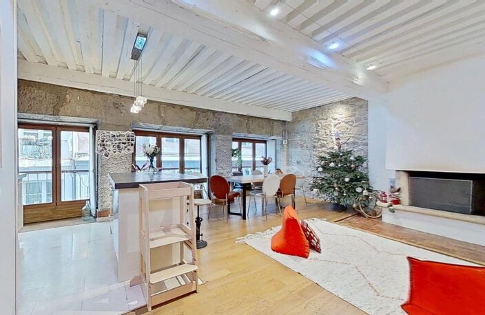 4 rue Royale Lyon 69001  - T3 Non meublé - 1490 €CC — photo 2
