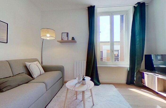 111 rue Jean Vallier Lyon 69007  - T1 Meublé - 640 €CC — photo 3