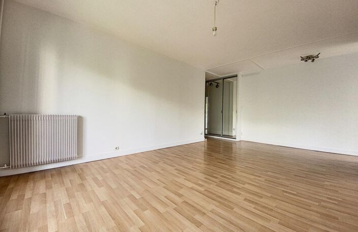 Ecully - Appartement T4 — photo 3
