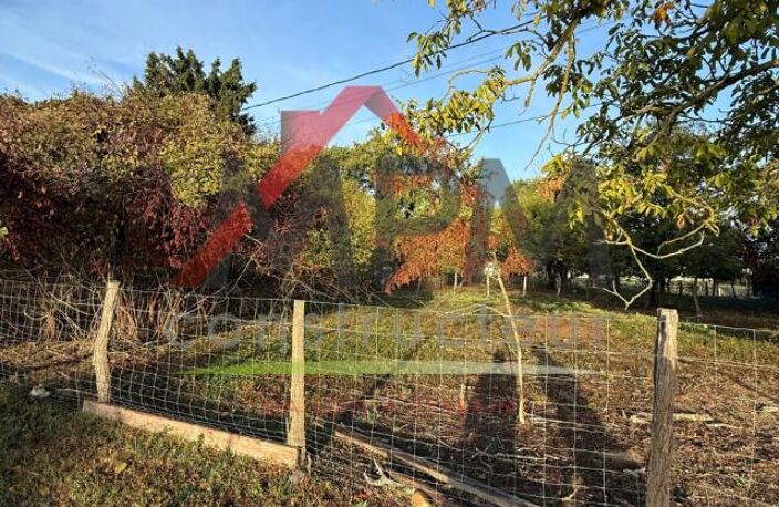 Terrains constructibles à Montceaux — photo 2