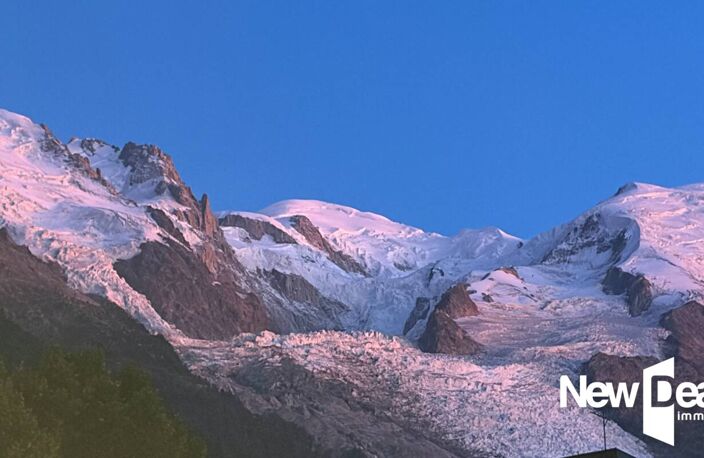 CHAMONIX MONT-BLANC - FORT POTENTIEL MURS ET FDC TOUS COMMERCES BATIMENT 3 NIVEAUX + CHALET HABITATION - Place numéro 1 — photo 3