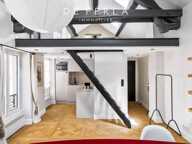 PARIS XVe - RUE DOMBASLE - LE CHARME D'UNE PETITE MAISON SOUS LES TOITS — photo 3