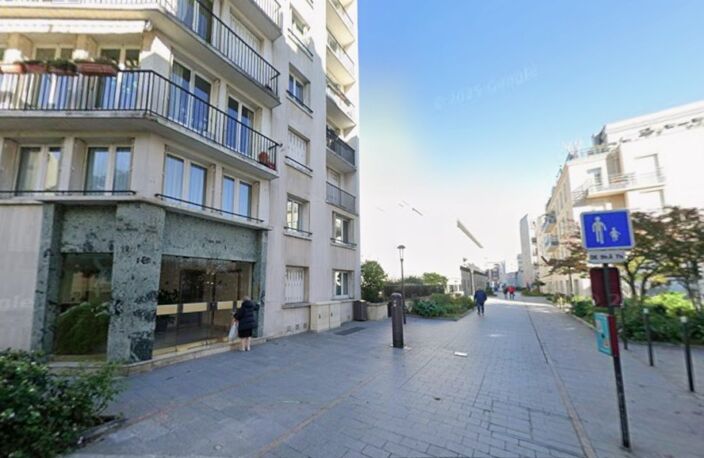 PARKING - VINCENNES — photo 4