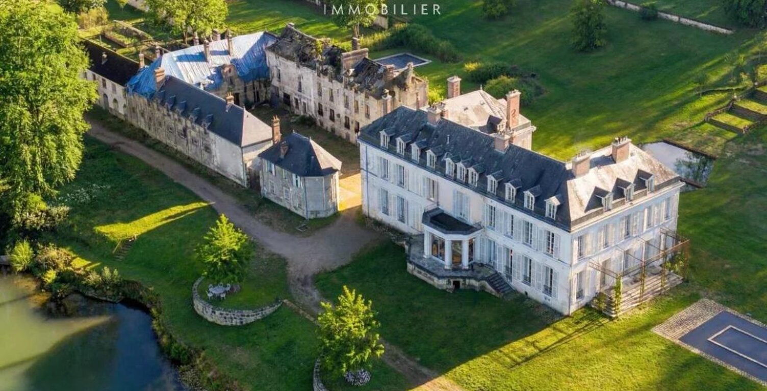 Château d'exception - Proximité de Fontainebleau - 1200 m² — photo 1