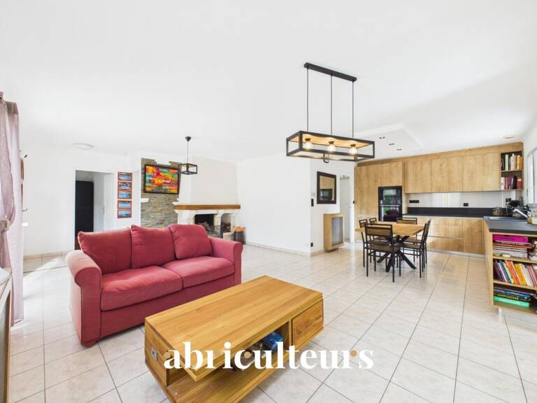 Maison de plain-pied de 140 m² - 4 chambres -5 parking - Saint-Jean-de-Boiseau (44640) — photo 1