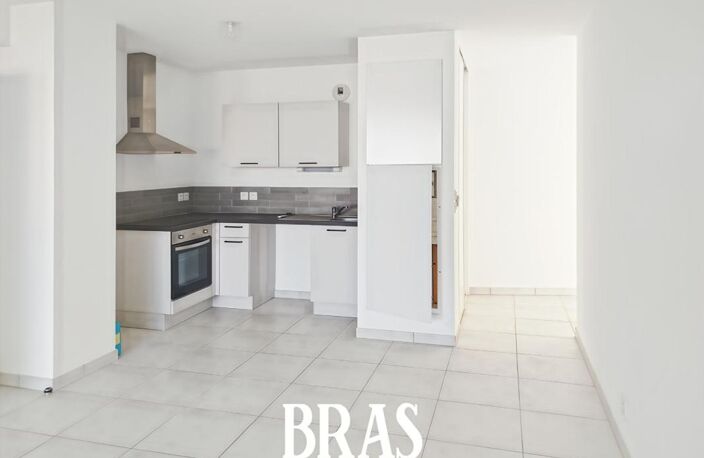Appartement Les Sables D Olonne 3 pièce(s) 64 m2 — photo 2
