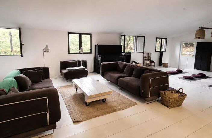 Maison de 6 pièces de 360 m² à Sainte-Colombe-en-Auxois — photo 2