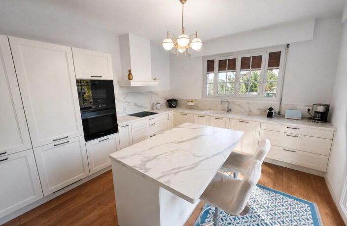 Maison de 6 pièces de 166 m² à Cléry-Saint-André — photo 5