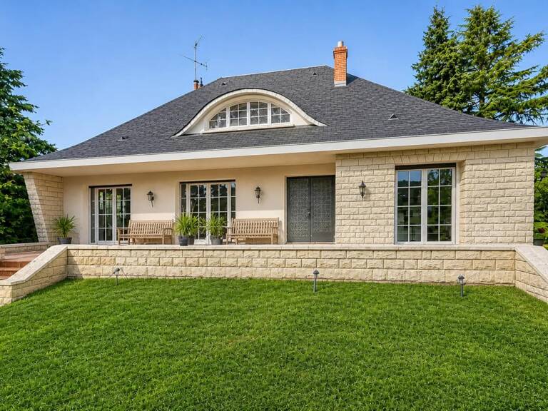 Maison de 6 pièces de 166 m² à Cléry-Saint-André — photo 1