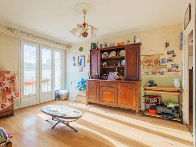 Appartement 3 pièces de 53 m² à Drancy — photo du bien