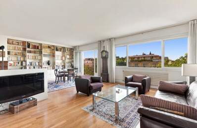 Appartement de 4 pièces de 100 m² à Paris 16 — photo du bien