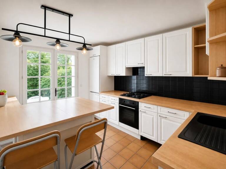 Maison de 8 pièces de 156 m² à Bailleau-Armenonville — photo 1
