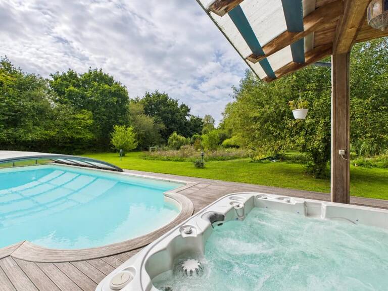 Maison atypique de 10 pièces, de 334m² sur 6680m2 à Ploumilliau — photo 1