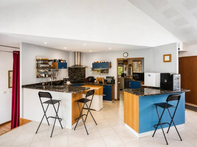 Maison atypique de 10 pièces, de 334m² sur 6680m2 à Ploumilliau — photo 1
