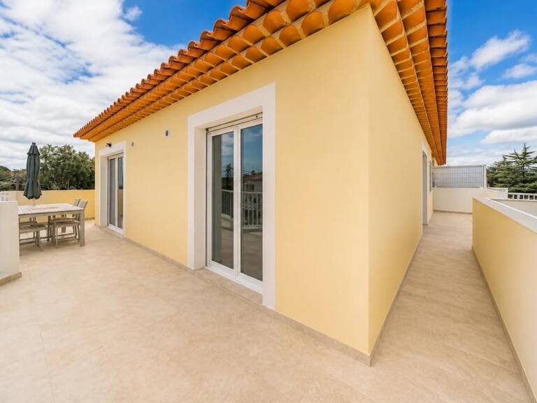 83600 FREJUS - CENTRE-VILLE - 3 PIÈCES - 2 CHAMBRES - 65.0 M² - BEL APPARTEMENT AVEC TERRASSE DE 56 M² — photo 1