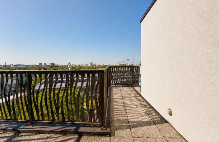 Appartement de 4 pièces de 89 m² à Saint-Denis — photo 4