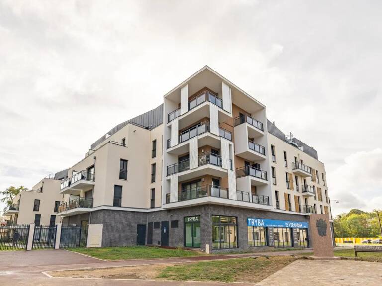 Appartement de 4 pièces avec balcon de 82 m² à Châtenay-Malabry — photo 1