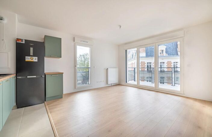 Appartement de 4 pièces avec balcon de 82 m² à Châtenay-Malabry — photo 2