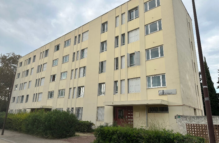 Type 4 - AVIGNON - RESIDENCE DOUANES — photo 2