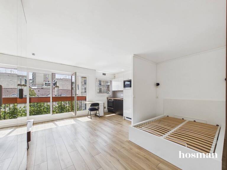 Coup de coeur - Studio de 29 m2 - Lumineux avec une vue dégagée - Rue Saint-Maur - Paris — photo 1