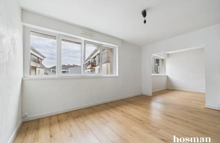Ravissant appartement T3 de 71 m2 avec parking et grenier - Quartier Madeleine à Nantes — photo 2