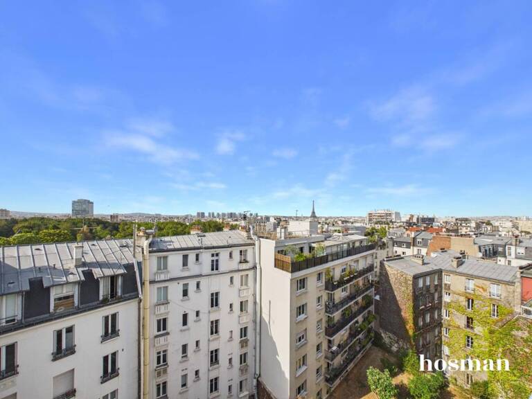 PARIS 20 - Quartier Saint-Lambert - Rue Chambery - Magnifique deux pièces au dernier étage avec vue dégagée sur monuments — photo 1
