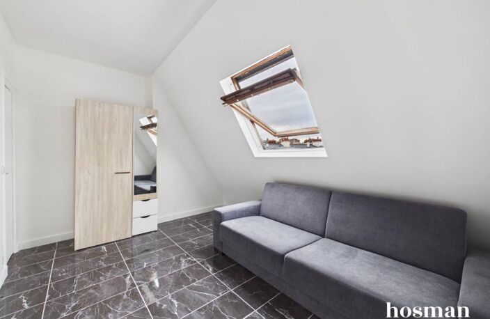 Studio 1 pièce 13 m² - Rue Jean de la Fontaine - Vue Tour Eiffel, Dernier étage — photo 2