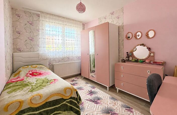 TOP OPPORTUNITÉ APPARTEMENT 5 PIÈCES DE 86 m² À CHOLET — photo 3