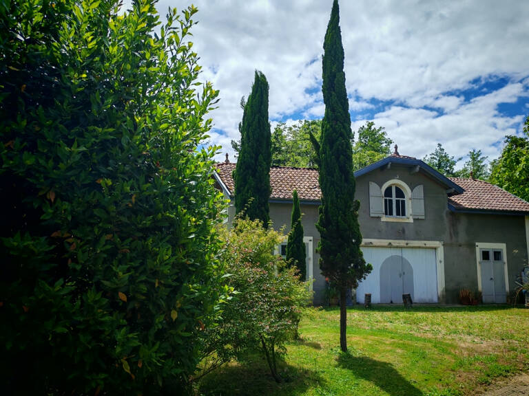 Maison centre pouillon   140 M2 SUR TERRAIN DE 2272 M2 — photo 1
