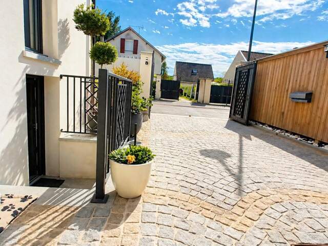 Maison  5 pièce(s) 88 m2 — photo du bien