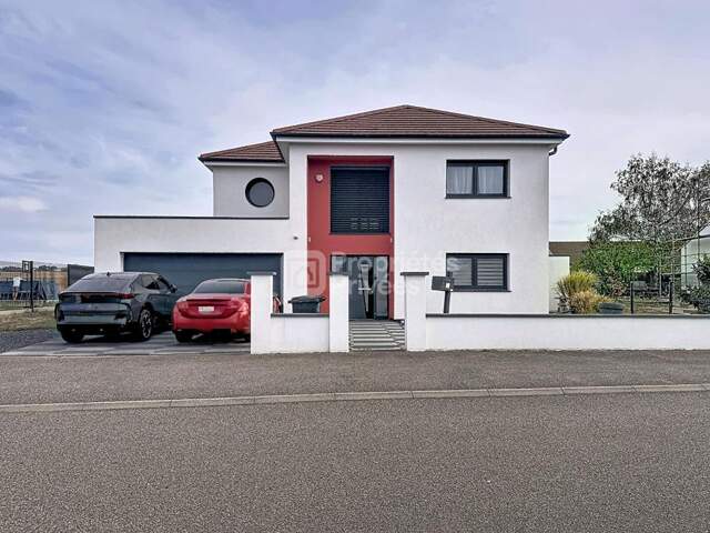 Maison Sainte Marie Aux Chenes 6 pièce(s) 176 m2 — photo du bien