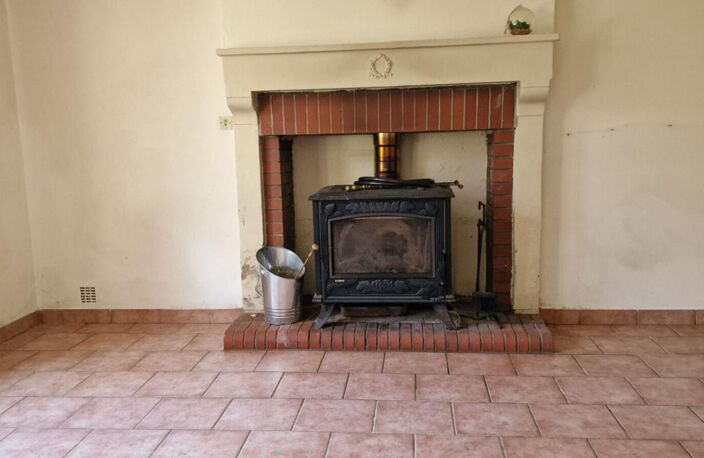 EXCLUSIVITE Maison  Lezay 7 pièce(s) 150 m2 sur 1 735 m² de terrain — photo 3