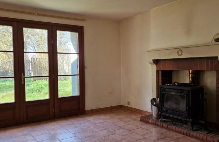 EXCLUSIVITE Maison  Lezay 7 pièce(s) 150 m2 sur 1 735 m² de terrain — photo 4
