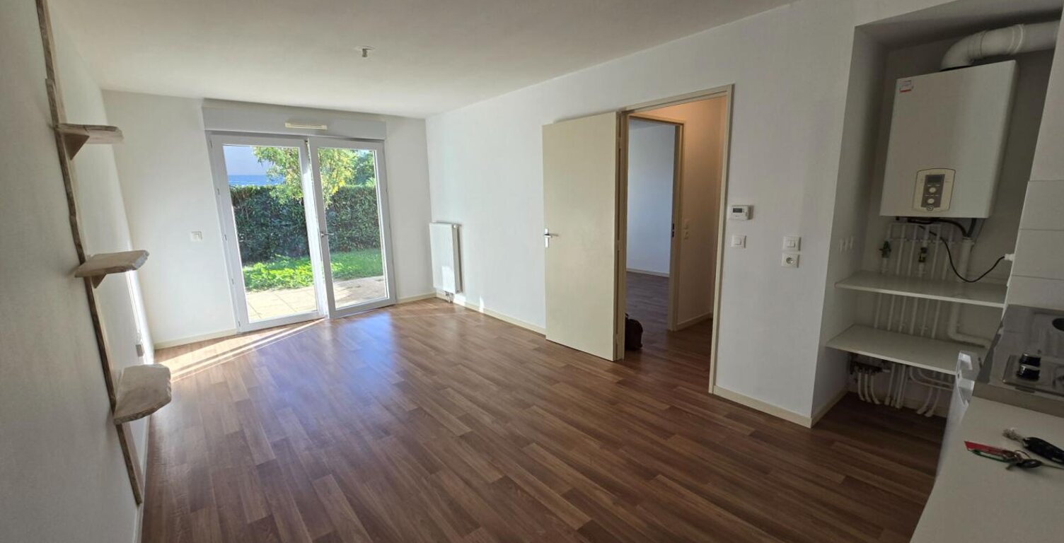 Appartement Poitiers 2 pièce(s) 39.02 m2 Parking PMR — photo 1