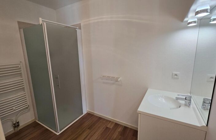 Appartement Poitiers 2 pièce(s) 39.02 m2 Parking PMR — photo 4