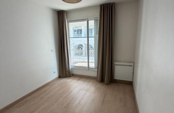 ARCACHON HYPER-CENTRE APPARTEMENT LUMINEUX 108 m² 3 CHAMBRES TERRASSES — photo 4