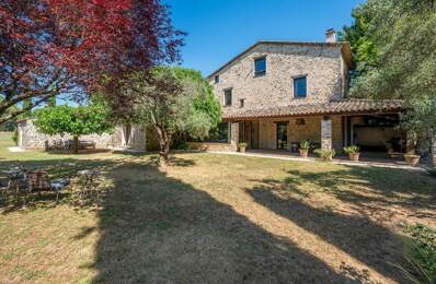 Propriété provençale rénovée avec dépendances 300 m² habitables sur 1,7 hectare — photo du bien